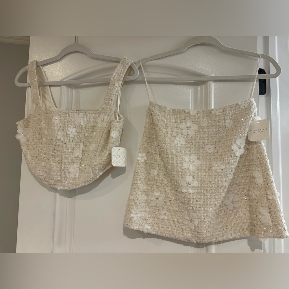 Altar’d state best selling set! White/off white tweed with sequin & floral.